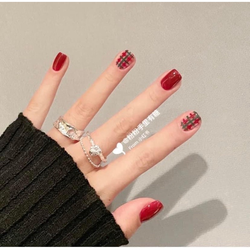 NAIL BOX THIẾT KẾ ĐỎ NOEL 01