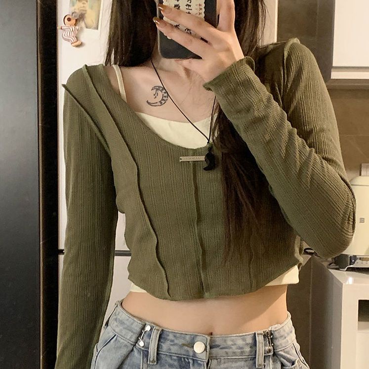 Áo Croptop Tay Dài Cổ Tròn+ Áo ba lỗ hai dây Hở Vai Thời Trang Dành Cho Nữ Phong Cách Hàn Quốc