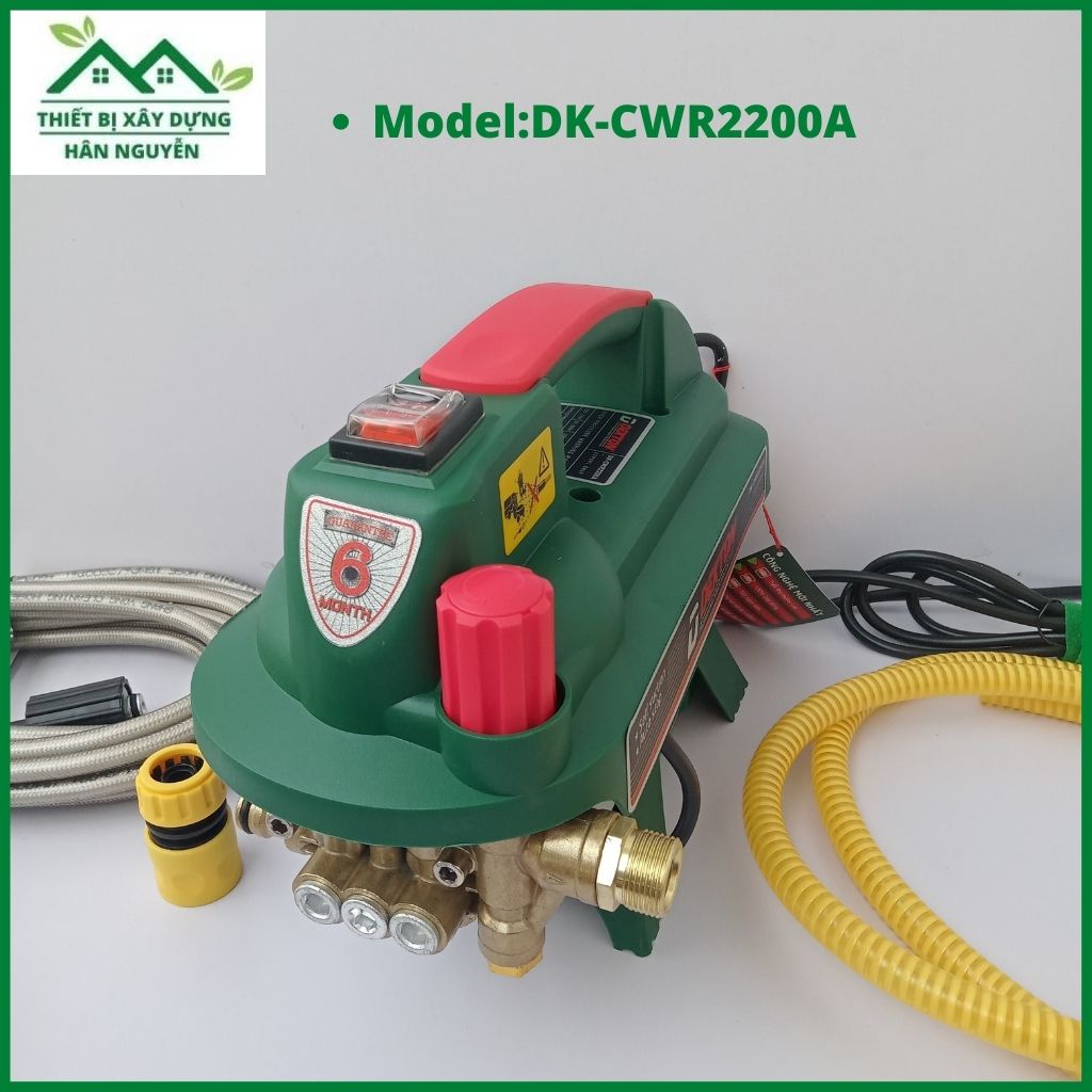Máy rửa xe Dekton DK-CWR2200A có chỉnh áp,công suất 2200W,máy bơm nước