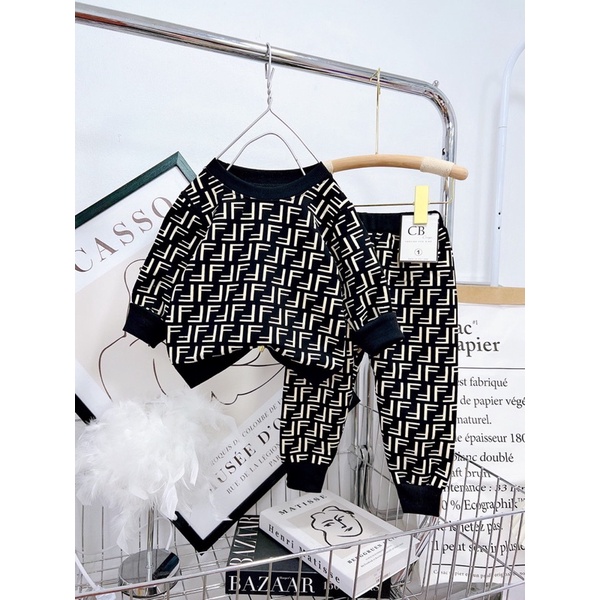 Bộ quần áo FF da cá QC cho bé