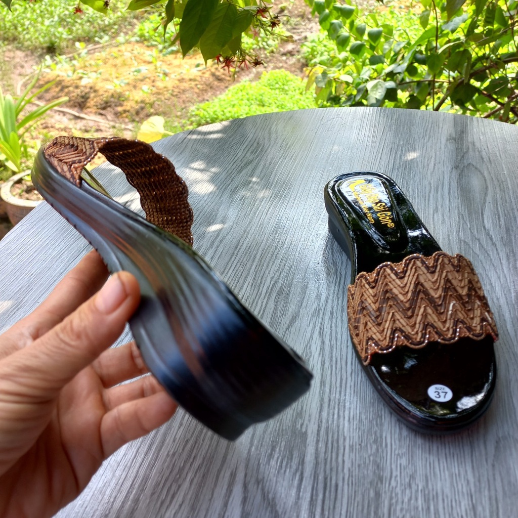 Dép trung niên cực đẹp cực độc