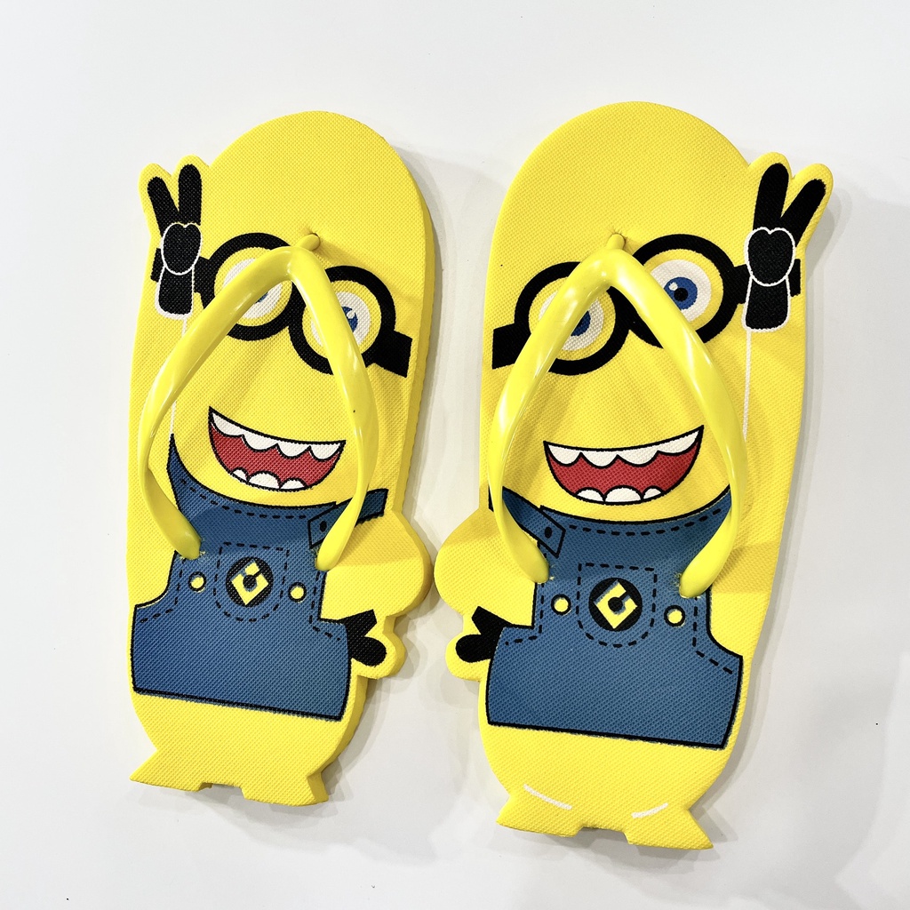 Dép kẹp xỏ ngón nữ Minions Banana hot trend dễ thương êm ái giá siêu rẻ cho các chị em.