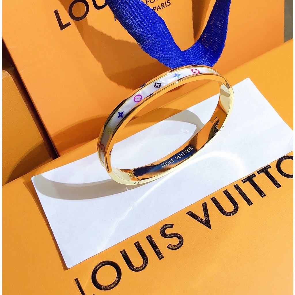 Vòng Tay Louis Vuitton Bằng Thép Titan Họa Tiết LV Monogram