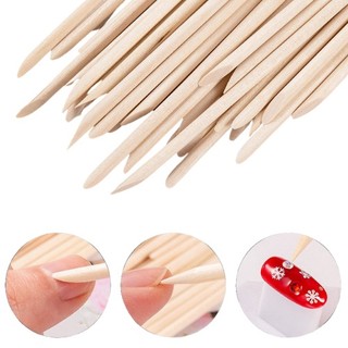 Que đẩy da, cây chấm khóe móng, là mép móng
