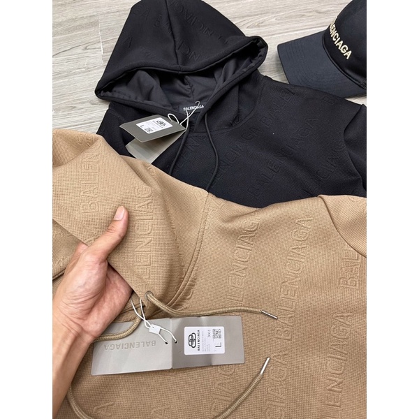 Áo Hoodie nam hoạ tiết dập vân chữ nổi