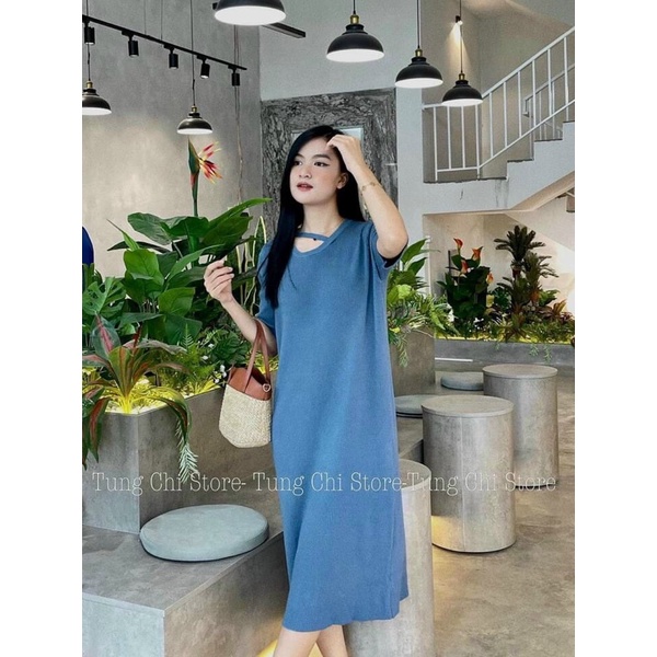 Đầm len thun form dài, cổ dây chéo. Lên form chuẩn cực kì. Freesize dưới 55kg mặc lên form vừa
