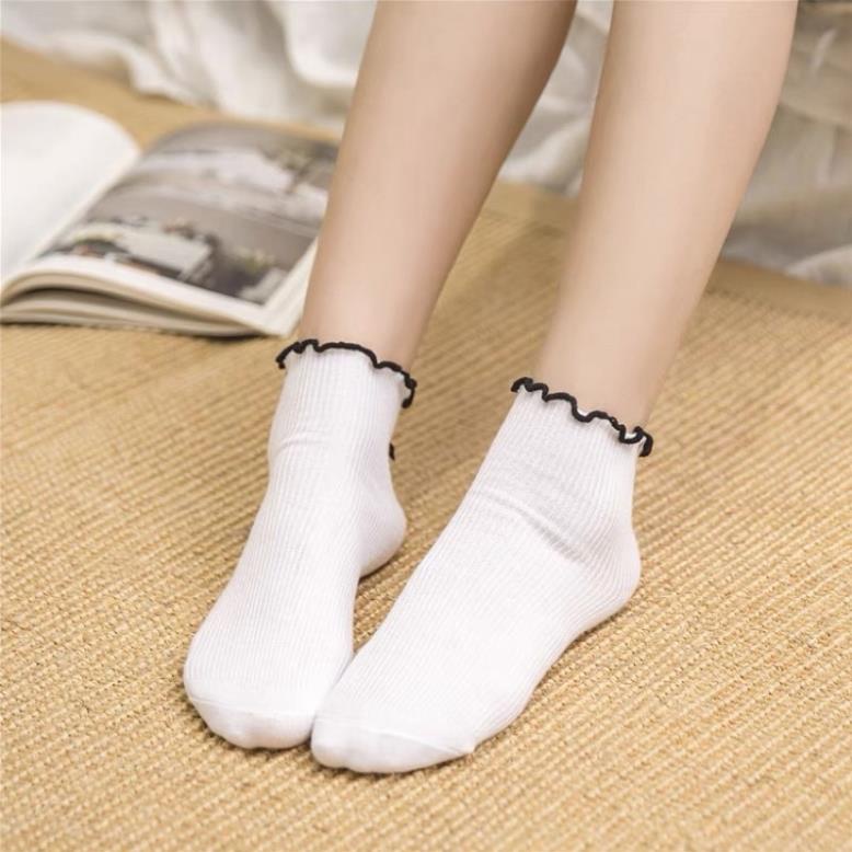 Tất vớ nữ trà sữa cổ bèo Softie chất liệu vải Hàn co giãn bốn chiều, kiểu dáng trơn phong cách hiện đại