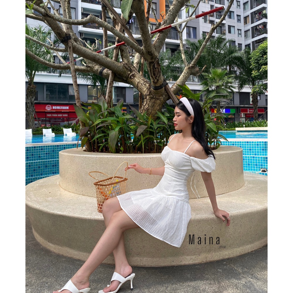 Đầm hai dây trễ vai - cut out vai tơ Hàn cai cấp | Maina.official