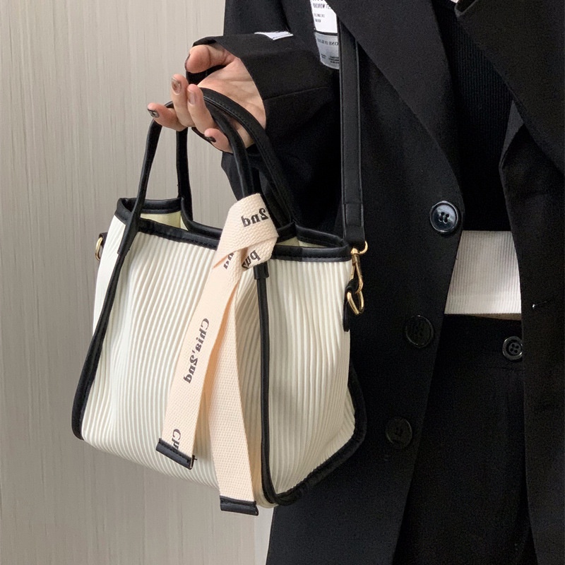 Túi Xách Thời Trang Cao Cấp Sang Trọng Cho Nữ