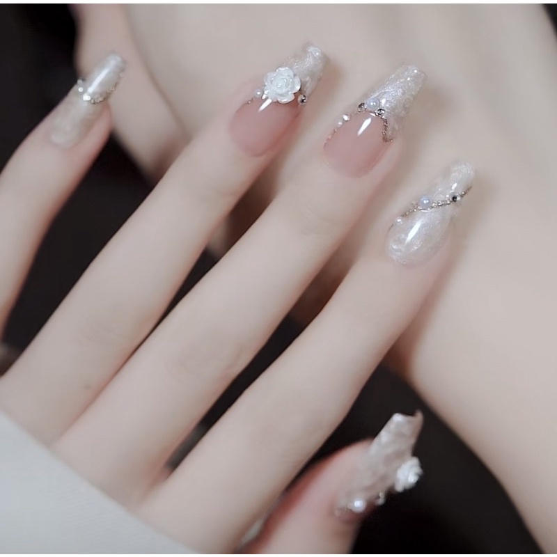 Móng úp thiết kế nailbox thiết kế cô dâu siêu xinh