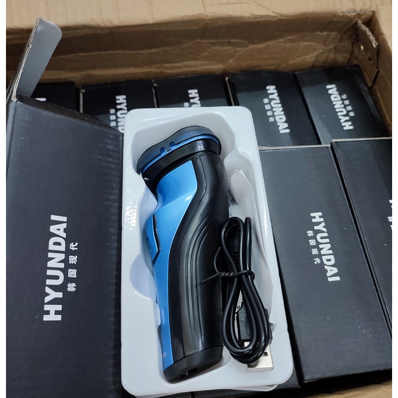 Máy cạo râu 5D HUYNDAI sản phẩm hỗ trợ phái nam chăm sóc sắc đẹp