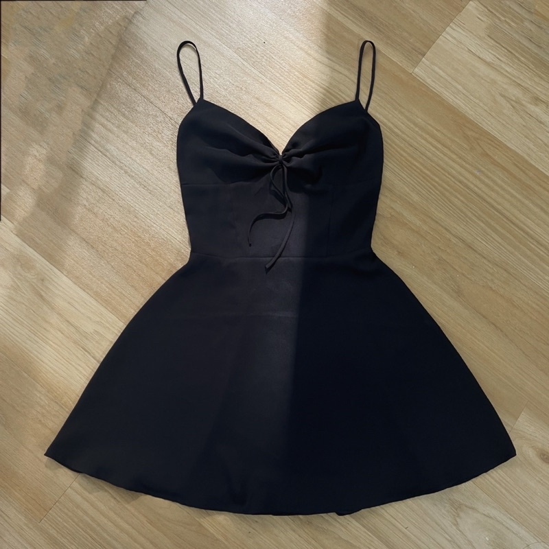 Đầm hở lưng buộc dây NANCY