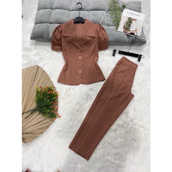 Đồ bộ carolang cổ DanTon về đủ size rồi nhé cả nhà Hàng 3 size XL dưới 58kg 2XL dưới 63kg 3XL dưới 70kg