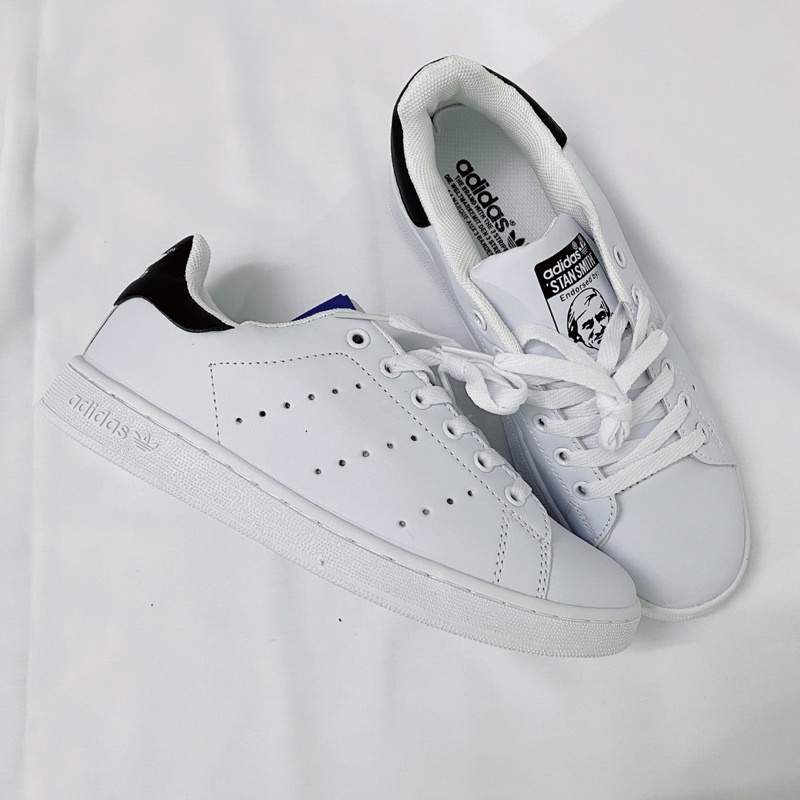 Giầy thể thao stan smith gót đen chất đẹp
