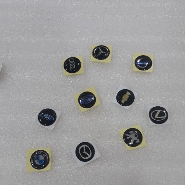 Bộ 50 Miếng Dán logo Volkwagen, Toyota, Honda, Nissan, Kia, Hyundai, Mitsubishi, Suzuki, Proton Đường Kính 14mm