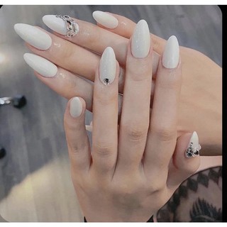 Nailbox,10 móng úp thiết kế , đính đá siêu sáng.