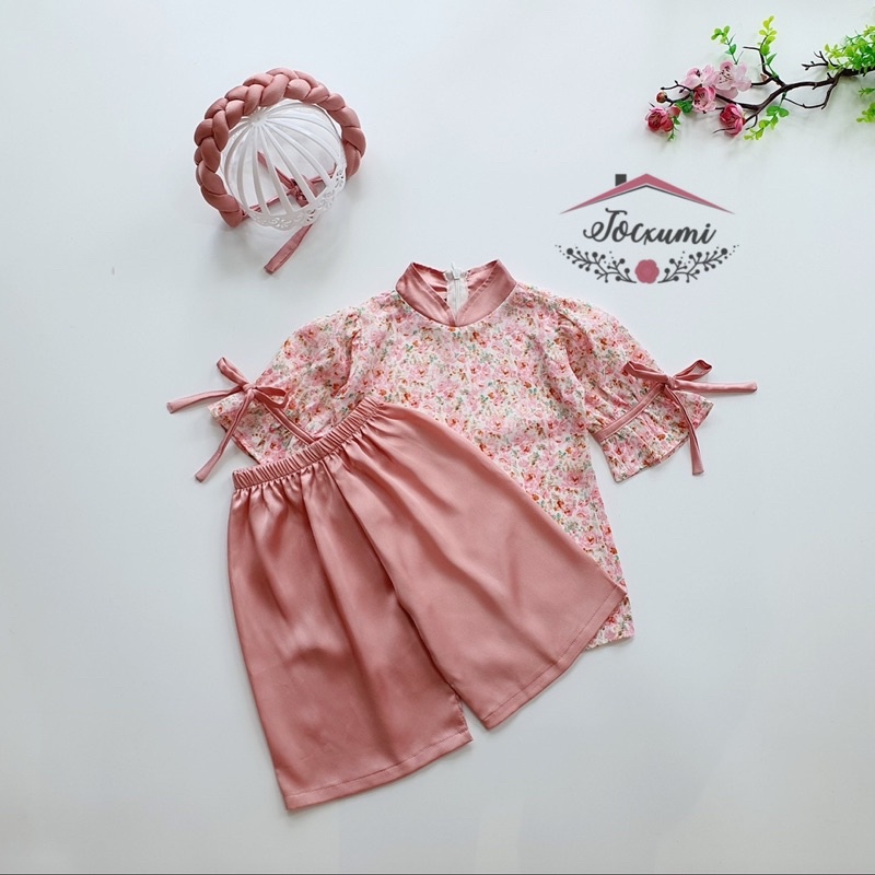 Set áo dài cách tan hoa nhí hồng cao cấp - Tocxumi
