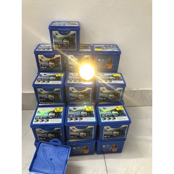 Đèn pin đội đầu ánh sáng vàng