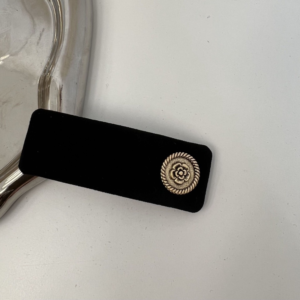 Kẹp Tóc Nhung Màu Đen Đính Hoa Trà Vàng Phong Cách Hàn Quốc Cho Nữ