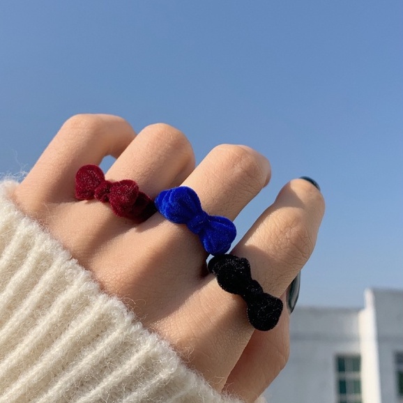 Nhẫn nơ nhung hở điều chỉnh được Tatitava