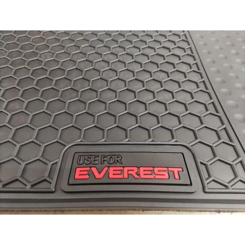 Lót sàn cao su xe Ford Everest 2017 2018 2019 2020 2021 cao cấp