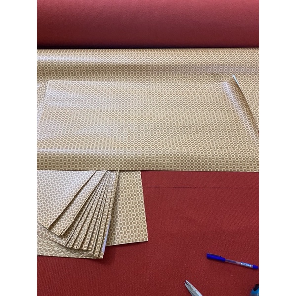 Giấy decal làm lồng chim, giấy decal dán đáy lồng chim nhiều kích thước