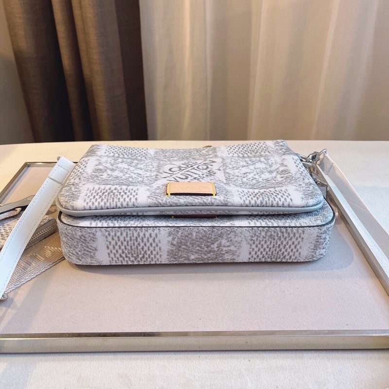 Túi đeo chéo LV cao cấp Full box