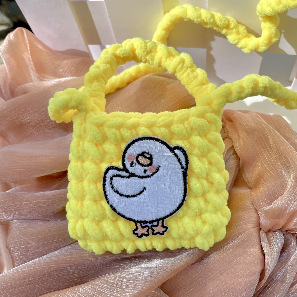 Túi xách túi đeo chéo Túi đựng điện thoại túi len mini handmade con vịt đựng son tai nghe