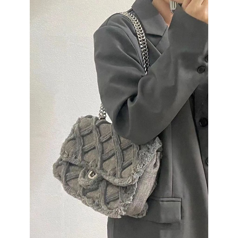 Túi Đeo Chéo Vải Canvas Phối Dây Xích Thiết Kế Hình Thoi Nhỏ Xinh Thời Trang Cho Bạn Gái