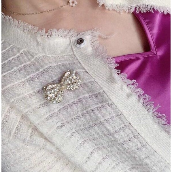 Ghim Cài Áo Mạ Bạc 925 Hình Nơ Phối Chữ C Thời Trang