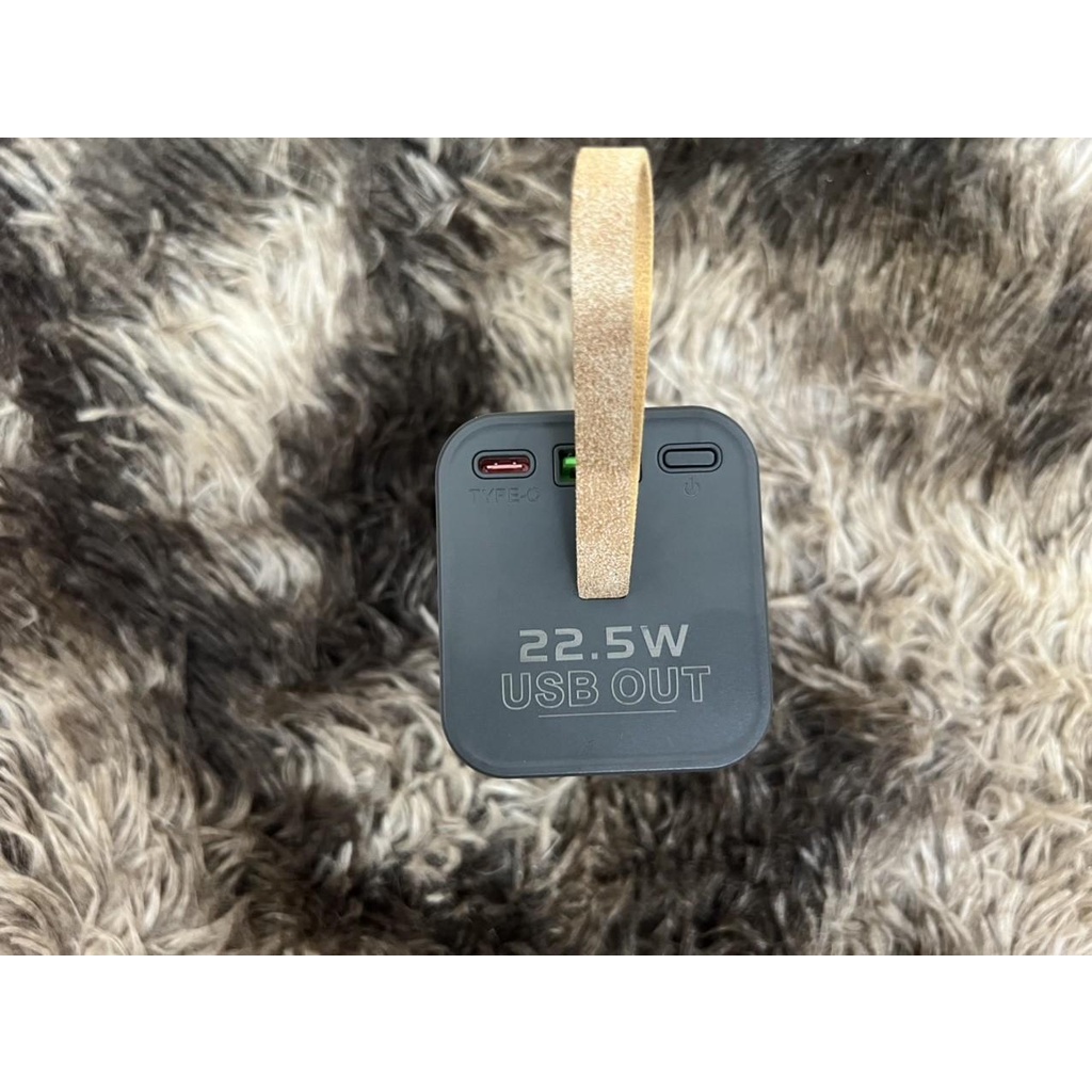 Box sạc dự phòng 22.5W trong suốt 4 cell 21700, mạch sạc nhanh QC 4.0. BN.