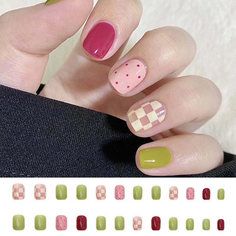 Móng Tay Giả Ngắn Kẻ Sọc Màu Hồng Ngọt Ngào Có Thể Tháo Rời Cho Nữ