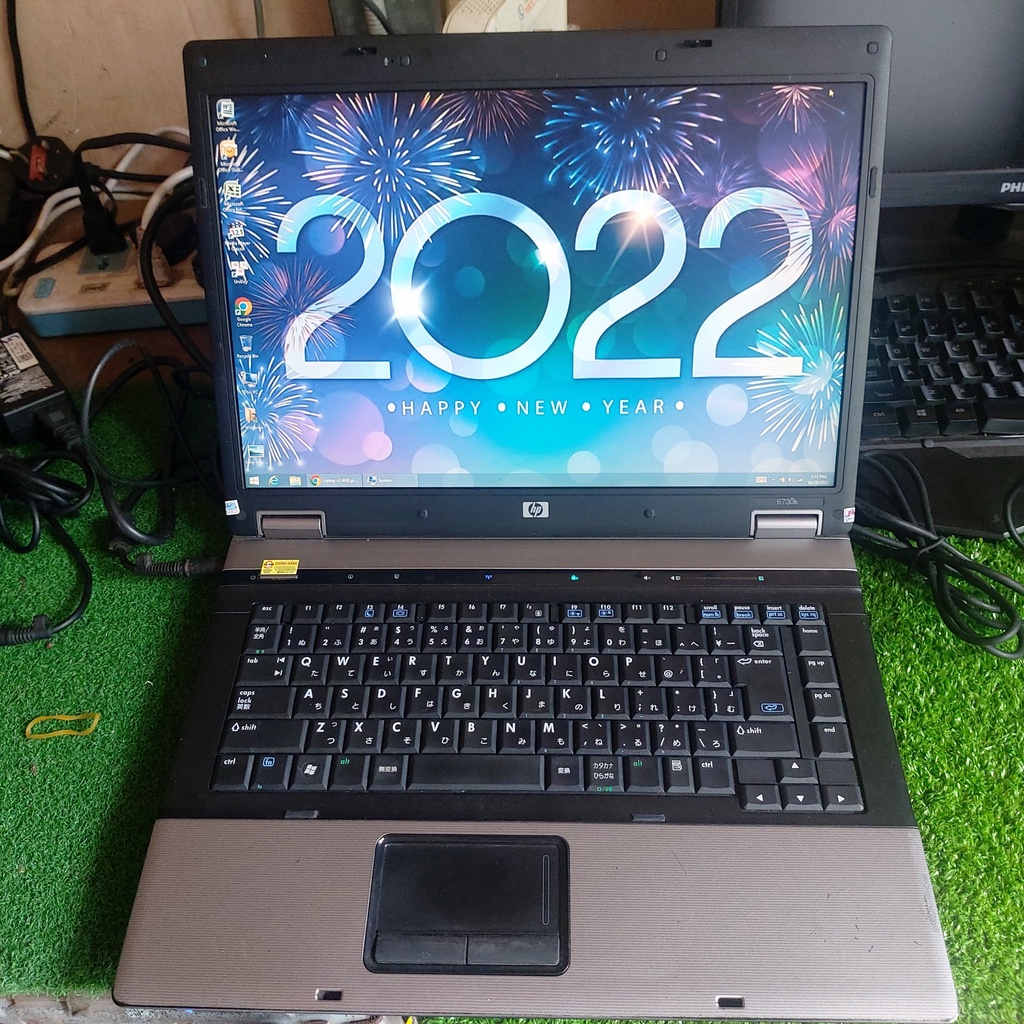 Laptop HP P8400 ram 3Gb ổ cứng 32Gb màn hình 14 inch đầy đủ phụ kiện, bảo hành 7 tháng