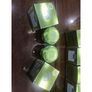 kem dưỡng trắng da thảo mộc bông sen