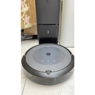 robot hút bụi quét nhà tự đổ rác thông minh roomba i4 plus hàng siêu lướt 90%,có app,wifi
