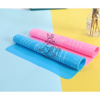Thảm nhào bột, trộn bột làm bánh bằng silicon kích thước 50cm x 40cm