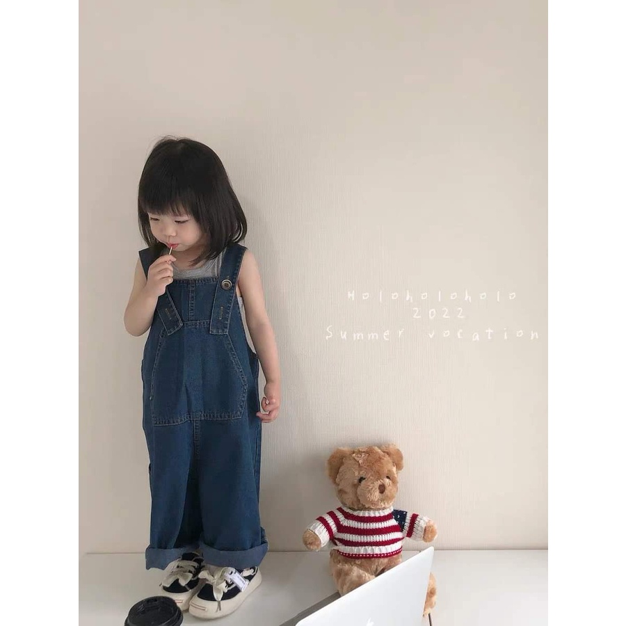Quần yếm jeans phong cách Hàn Quốc cho bé
