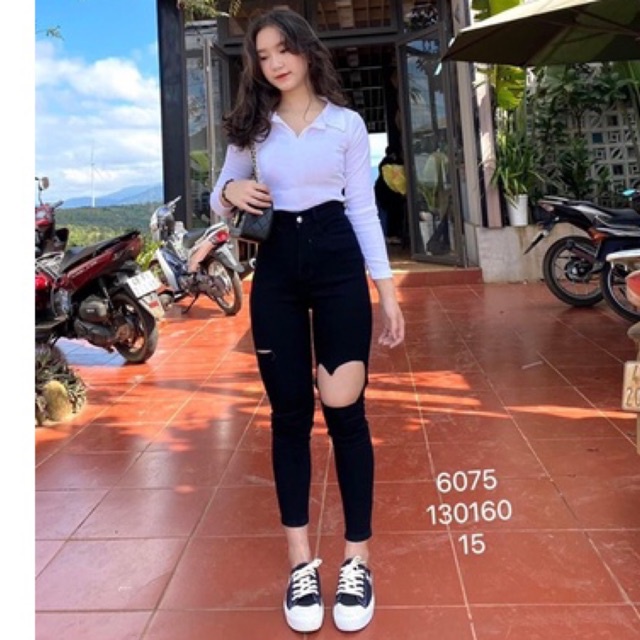 Set jeans dài co giãn đen rách tim + áo cổ bẻ tay dài