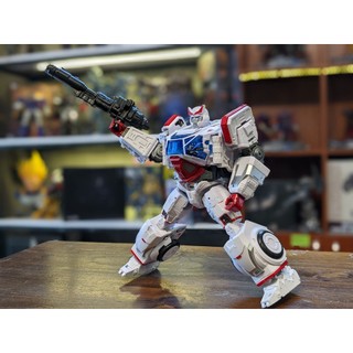 Mô hình sw-01 ratchet ko os ss82 trong bumblebee movie 2018