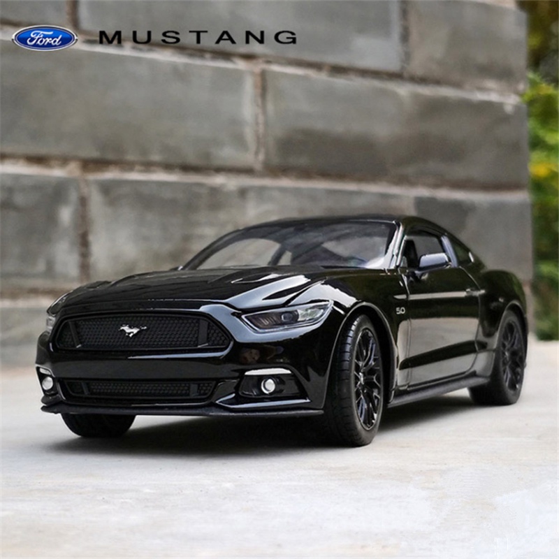 Mô Hình Xe Hơi Thể Thao Ford Mustang GT Bằng Hợp Kim Tỉ Lệ 1: 24 Welly