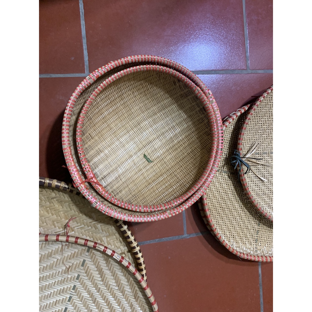 Rá tre trang trí, vo gạo
