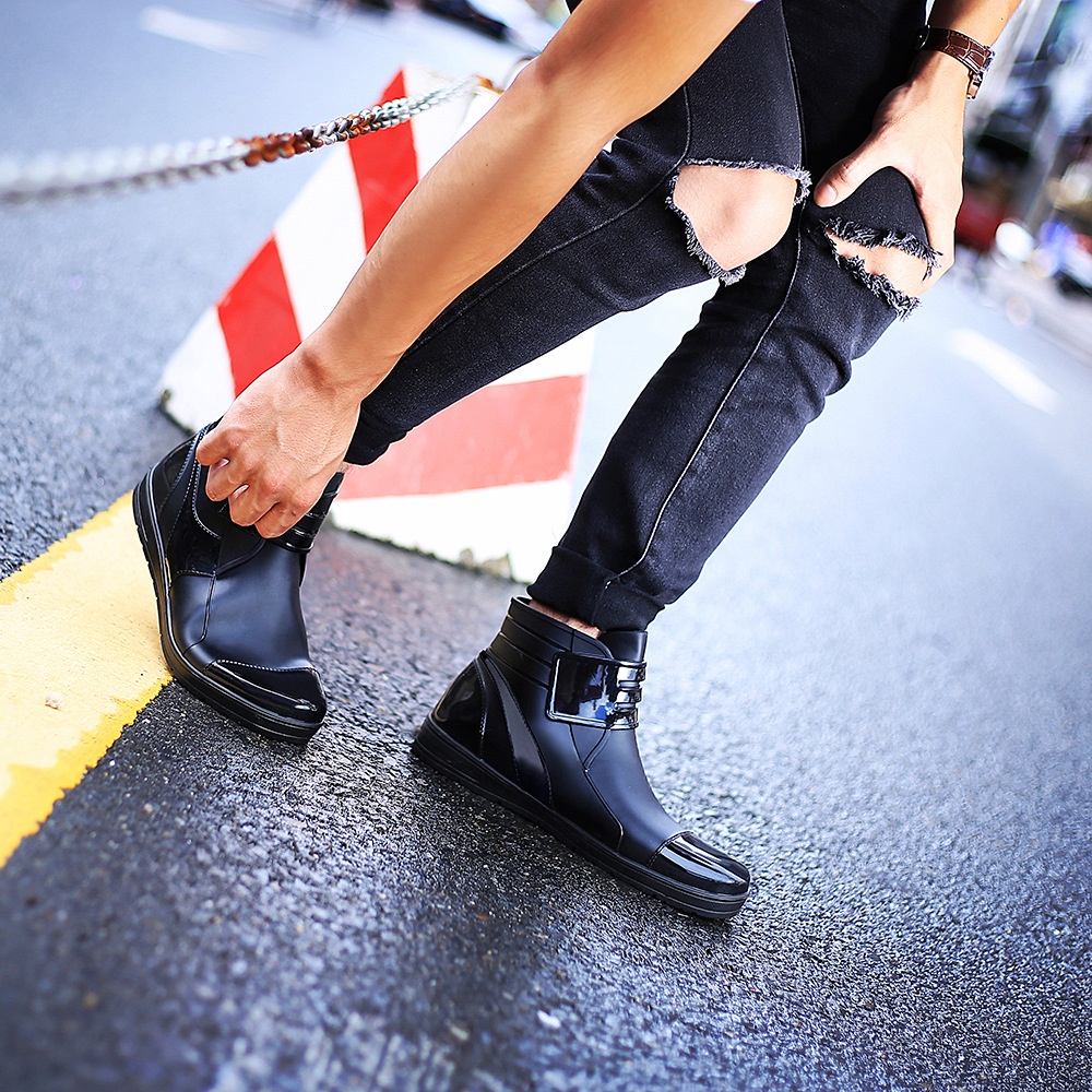 Giày Bốt Cao Su Đi Mưa Chống Trượt / Thấm Nước Thời Trang 2020 Cho Nam