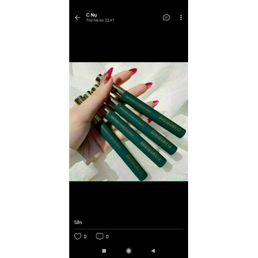 Mascara GlamColour chuốt mi cong và dày tự nhiên cao cấp