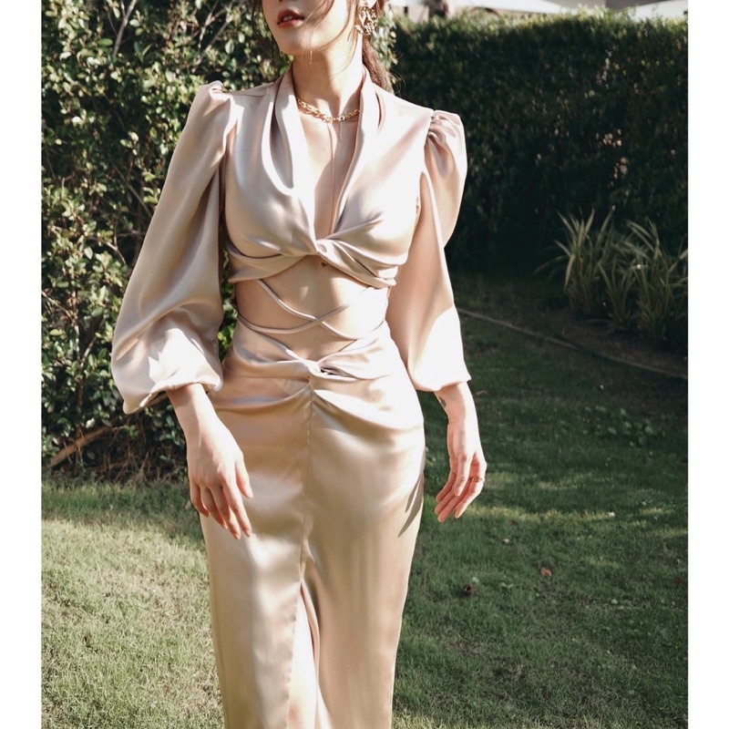 Đầm lụa hở eo mifam