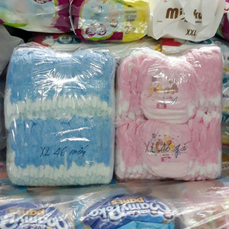 《HCM》Bỉm trần quần / dán  Bobby / Huggies  hàng mẫu công ty  S80 / M120 / L108 / XL100 / XXL92