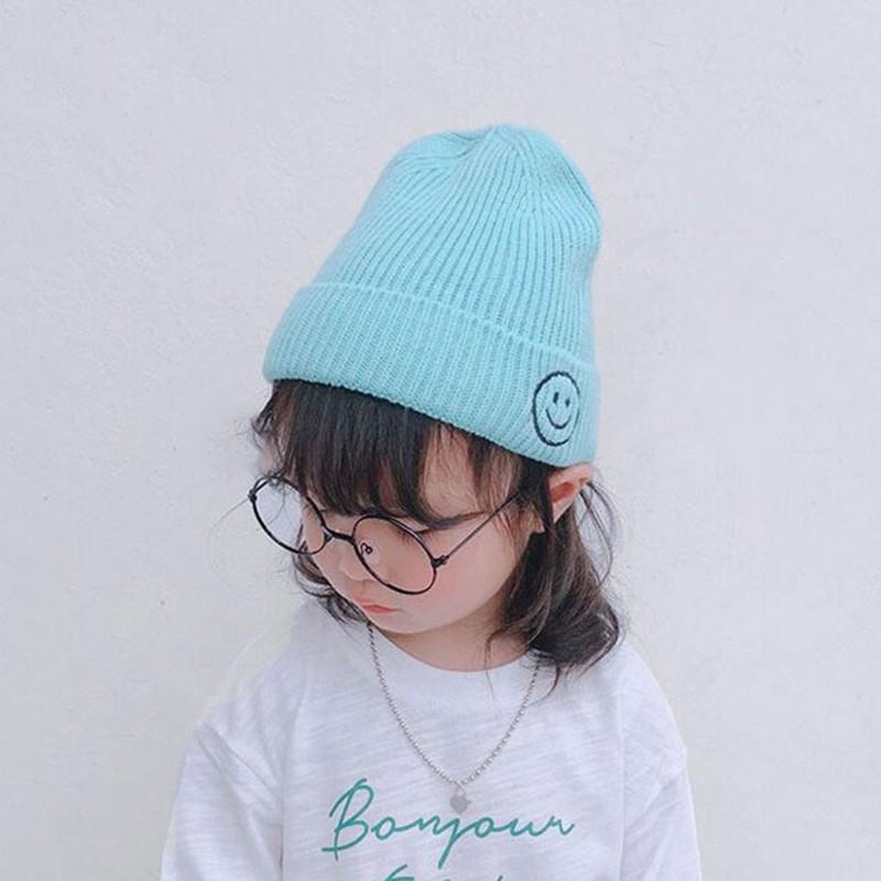 Mũ Beanie Dệt Kim Thêu Hình Mặt Cười Chống Gió Thời Trang Thu Đông Cho Bé