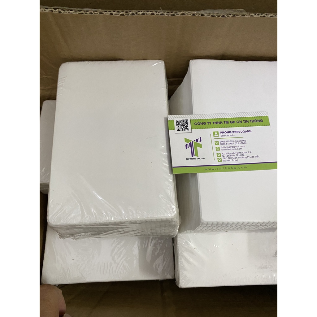 Giấy in nhiệt tự dính dạng xấp kích thước 100x150 mm - CÓ SẴN LỚP KEO DÁN - 500 Tem A6 -100x150mm