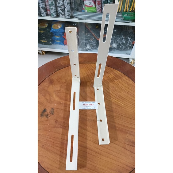 Eke Máy lạnh, Giá đỡ cục nóng máy lạnh loại 1 ngựa , 1.5 ngựa , 2 ngựa  đã bao gồm đầy đủ phụ kiện