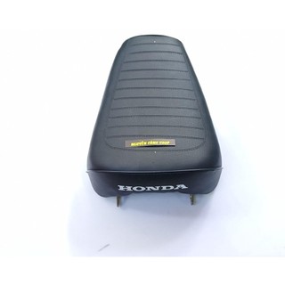 Yên màu đen xe CD 50