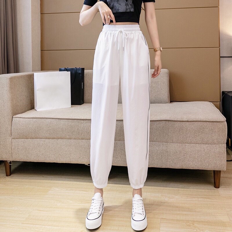 Quần jogger nữ MinChi bom vải gió mịn chất nhẹ chống nhăn cạp chun năng động cá tính thể thao
